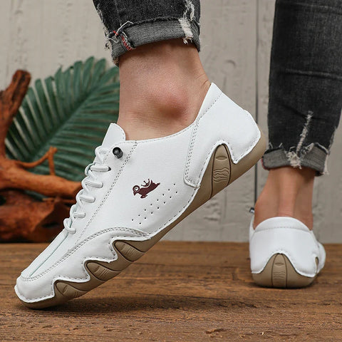 Comfortable Men's Shoes for Casual Travel Outfits